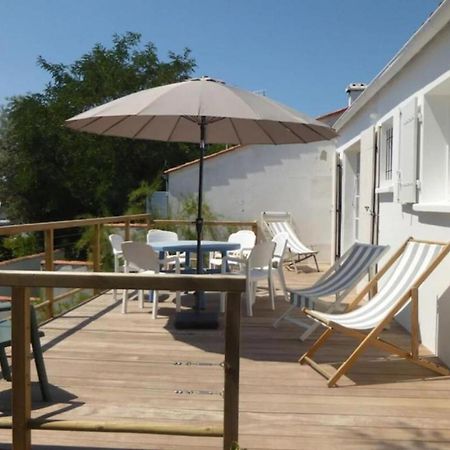 A 80M De La Plage De Plaisance Pour 8 Personnes Saint-Georges-d'Oleron Exterior photo